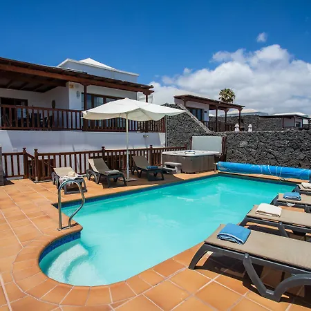 Villa Matias By Villitas